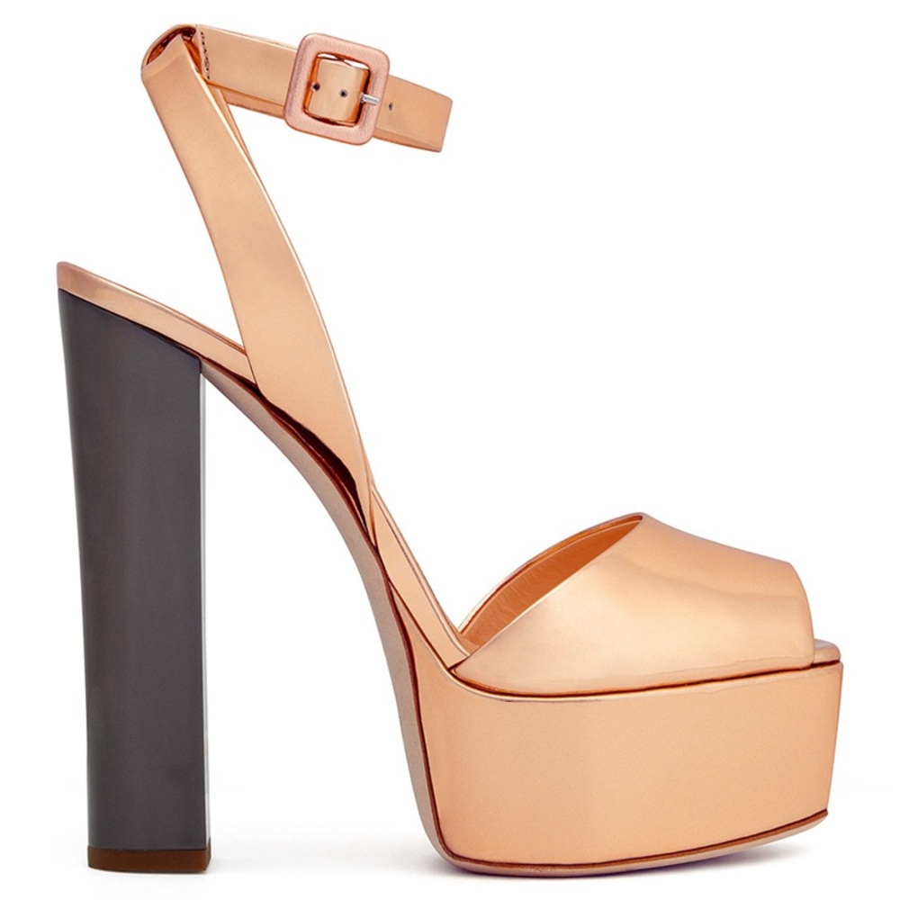 High shoes - Picture 4 of 4